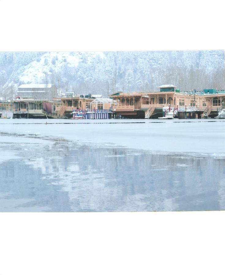 Chicago Group Of Houseboats 호텔 Srīnagar 외부 사진
