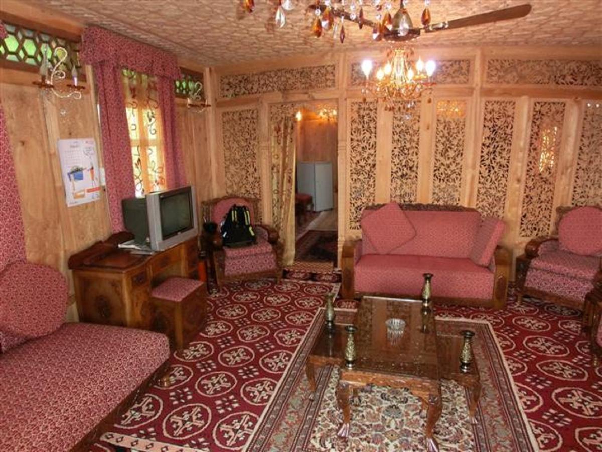 Chicago Group Of Houseboats 호텔 Srīnagar 외부 사진