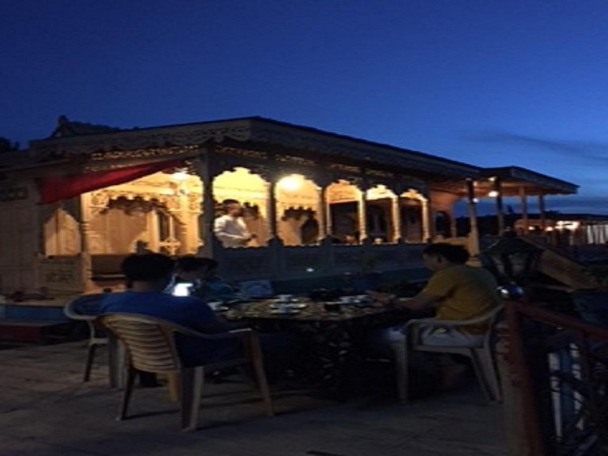 Chicago Group Of Houseboats 호텔 Srīnagar 외부 사진